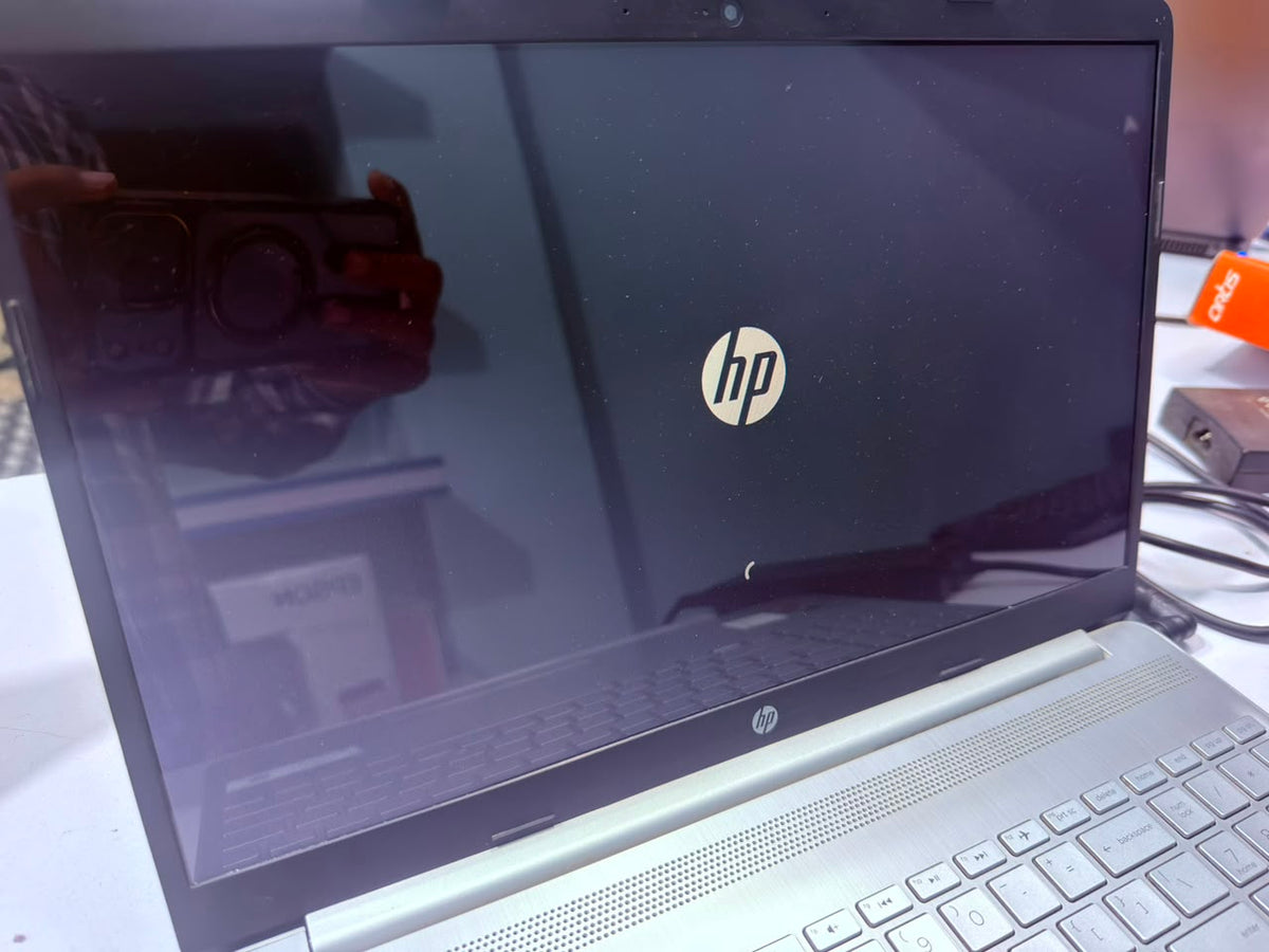 Hp Laptop 15s-gr0012AU
