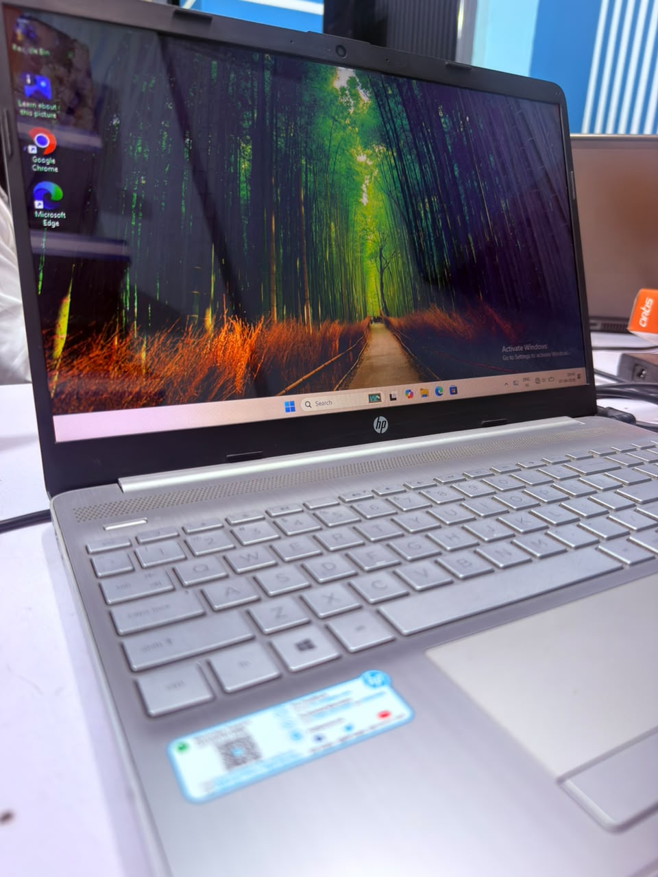 Hp Laptop 15s-gr0012AU
